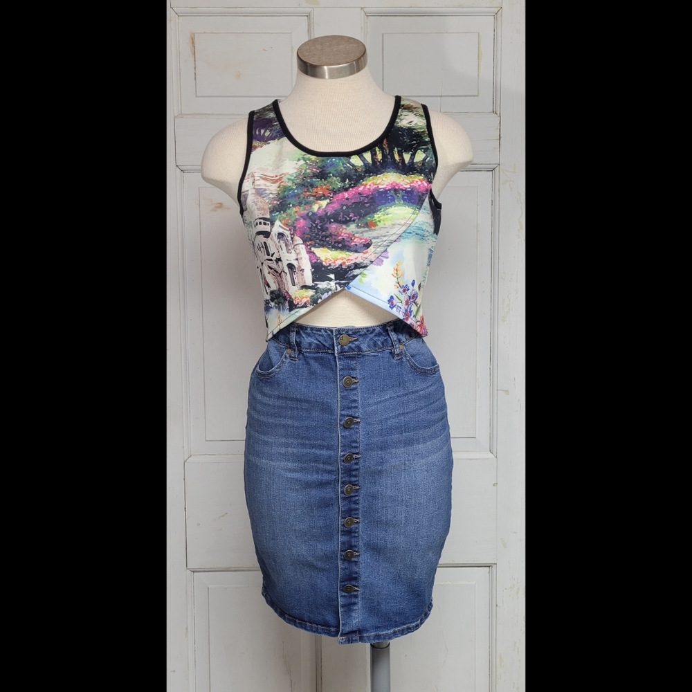 Art deco print crop top size large